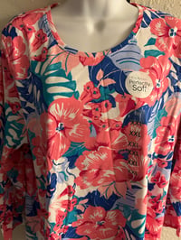 Image 7 of New XXL Kim Rogers floral top #1103*9