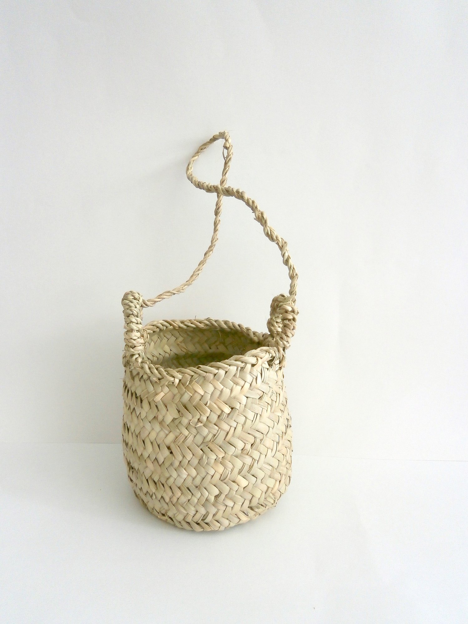 Image of WOVEN HANGING POT
