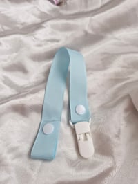 blue paci clip