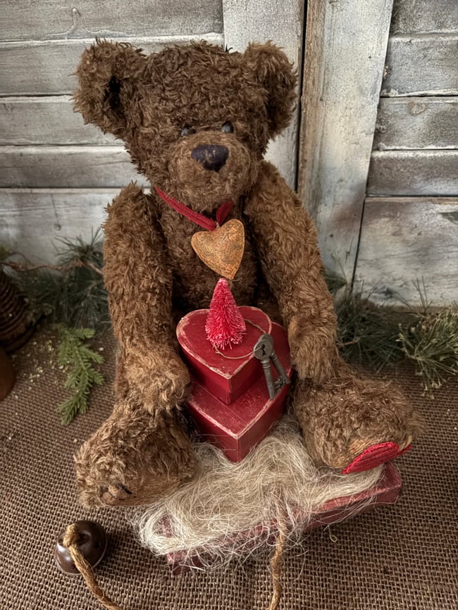 #1 Bramble the Bear- Valentine Pull Toy 