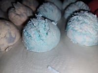 Image 4 of Snow Ball - Bath Truffle