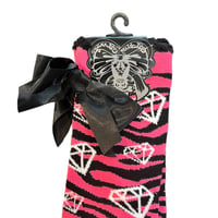Image 2 of zebra diamond socks *hot pink*