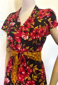 Image 4 of Miss Dorothy printed tea dress