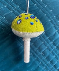 Image 4 of Green Eyes are My Green Lights