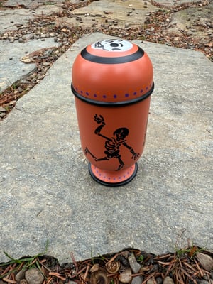 Image of Lidded Skeleton Vessel