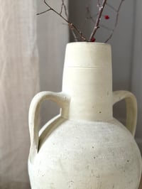 Image 2 of Ancienne cruche