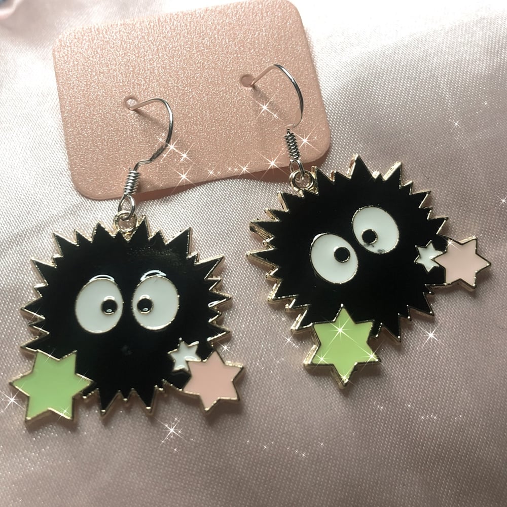 Image of Sootball Star Earrings