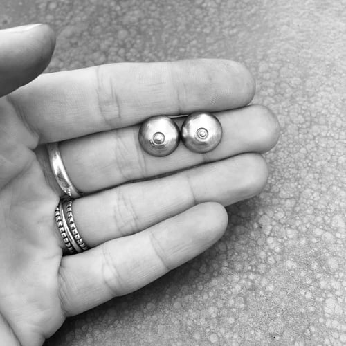 Image of Tatas Studs