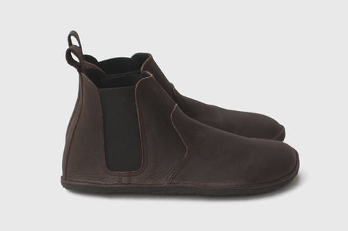 Image of Chelsea boots in Dark Oak leather