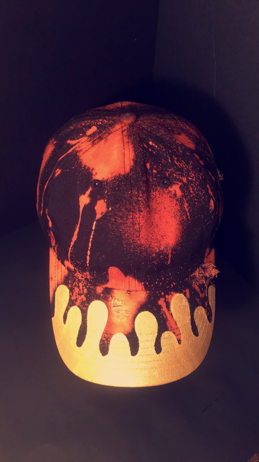 Image of gold drips
