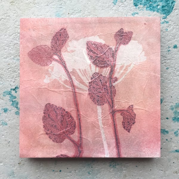 Image of White Nettle & Dill wooden block