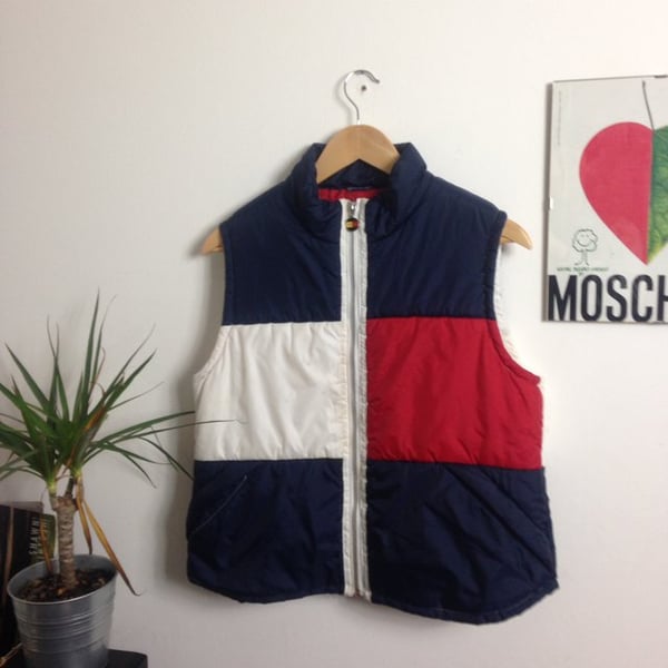 Image of 90's Tommy Hilfiger Logo Gilet