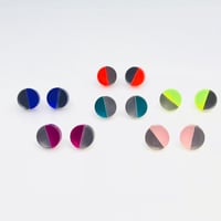 Image 1 of Náušnice Halfhalf circle grey&color