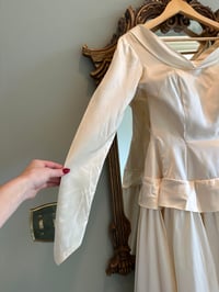 Image 13 of 1950s Satin Royalty 