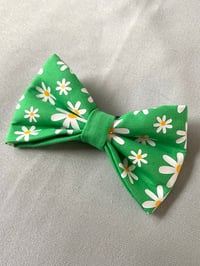 Image 7 of Spring Daisies Bow Ties /Sailor Bows