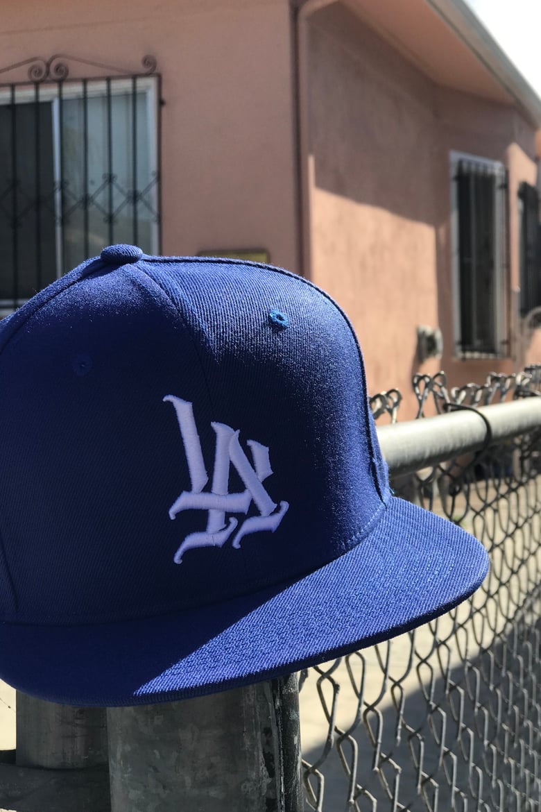 Image of “LA” fitted