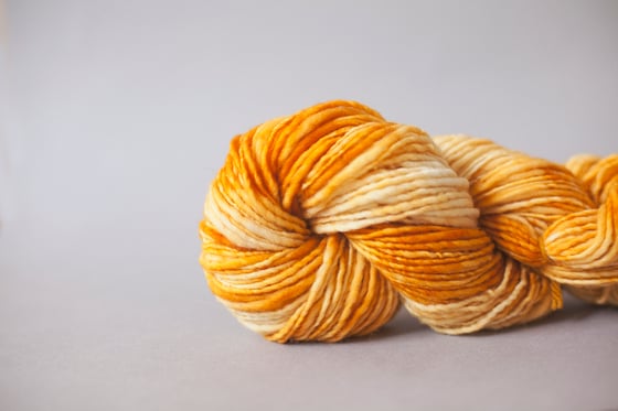 Image of Aztec Gold Thick and thin light- Super fine Merino wool