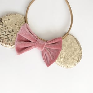 Image of Gold sequin mouse ears with dusty rose velvet bow