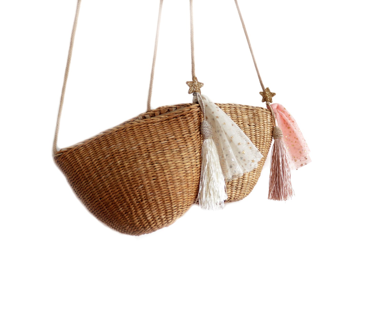 woven tassel bag