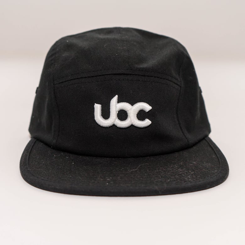 Image of Black 5 Panel