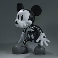 Coté Escriva - Creepy Mouse - MONO VERSION - Private Collection