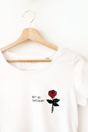 Image of "Ain´t no Sweetheart" Women´s T-Shirt