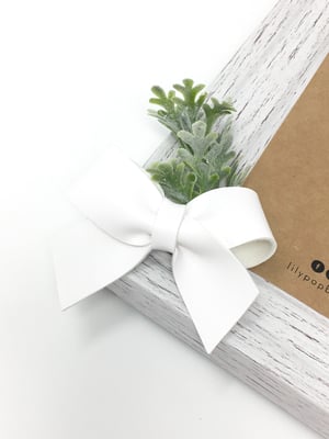 Image of Smooth Faux Leather Bow (Single-Ready to Ship)