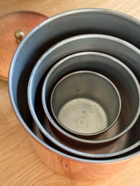 Image 7 of Ensemble de 4 pots gigognes - milieu XXe