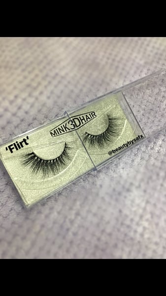 Image of 3D mink eyelashes- Flirt