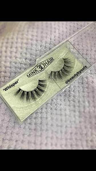 Image of 3D Mink Eyelashes- Whisper