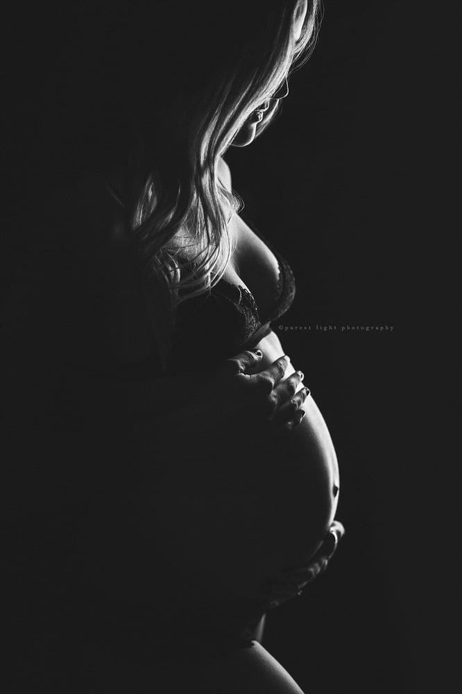 Image of Maternity Session Retainer