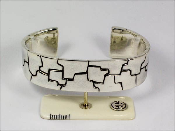 Image of Inka Wall Open Bracelet