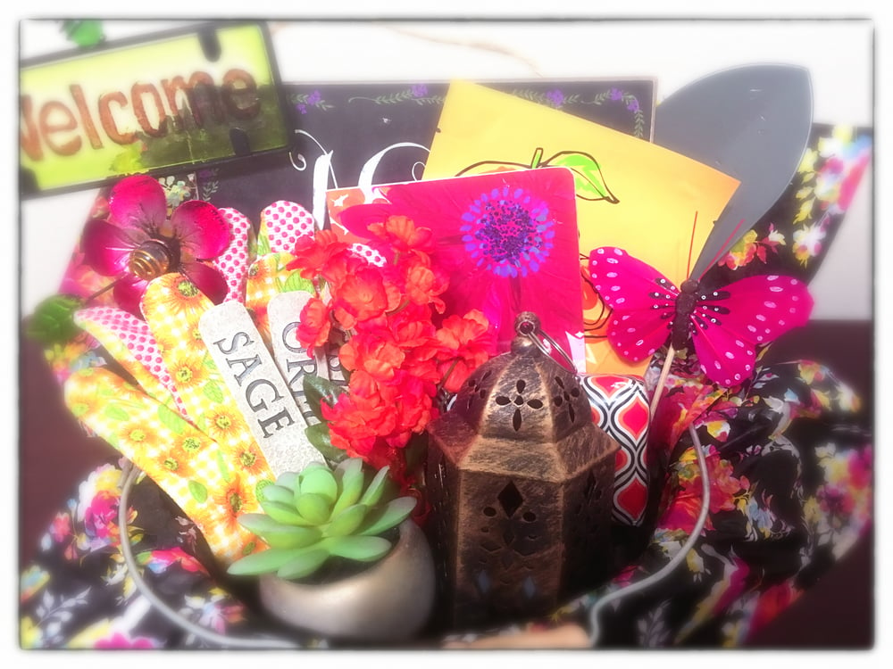 Image of "Welcome Spring" Garden Basket