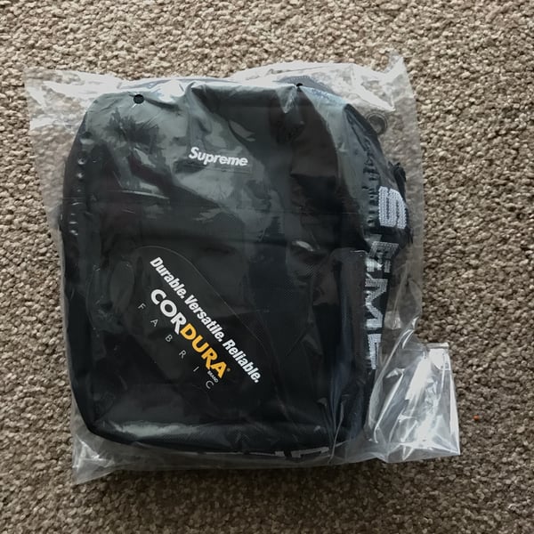 Image of Supreme shoulder bag