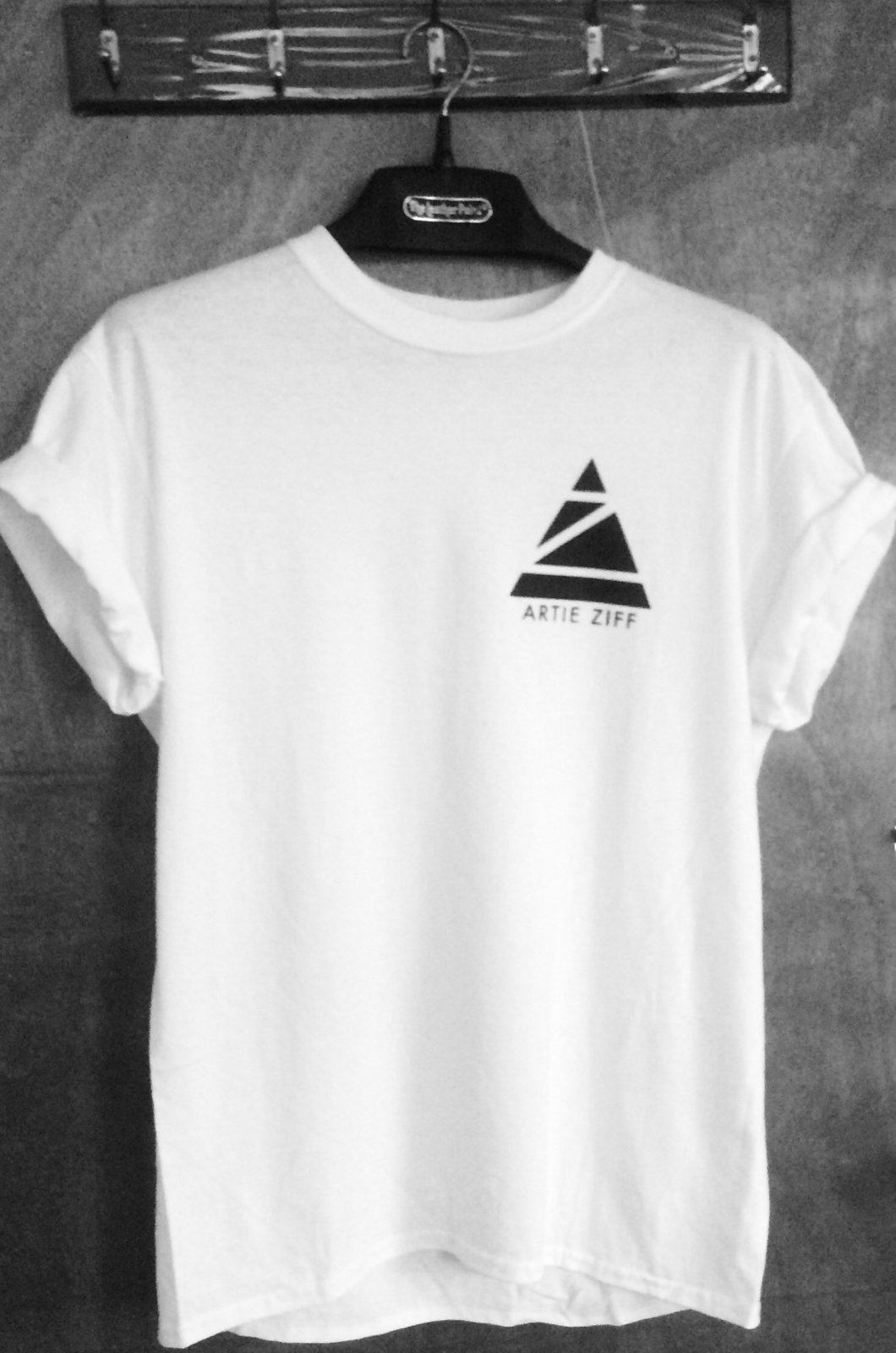 Image of White t-shirt size XL