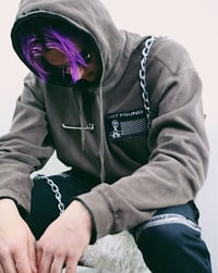 Image 3 of OVERLOCK HOODIE - GARMENT DYED - CHOCOLATE