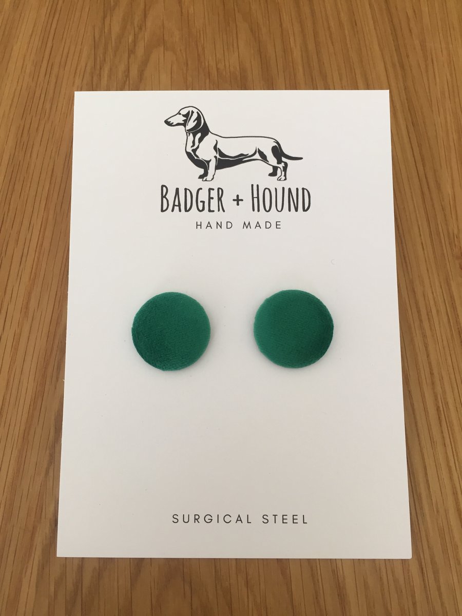 Image of EMERALD VELVET button earrings