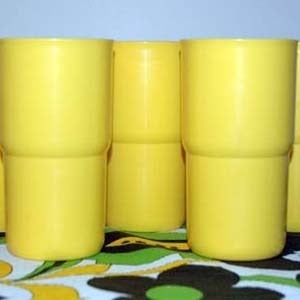 Plastic Drinking Cups 5 oz, Yellow