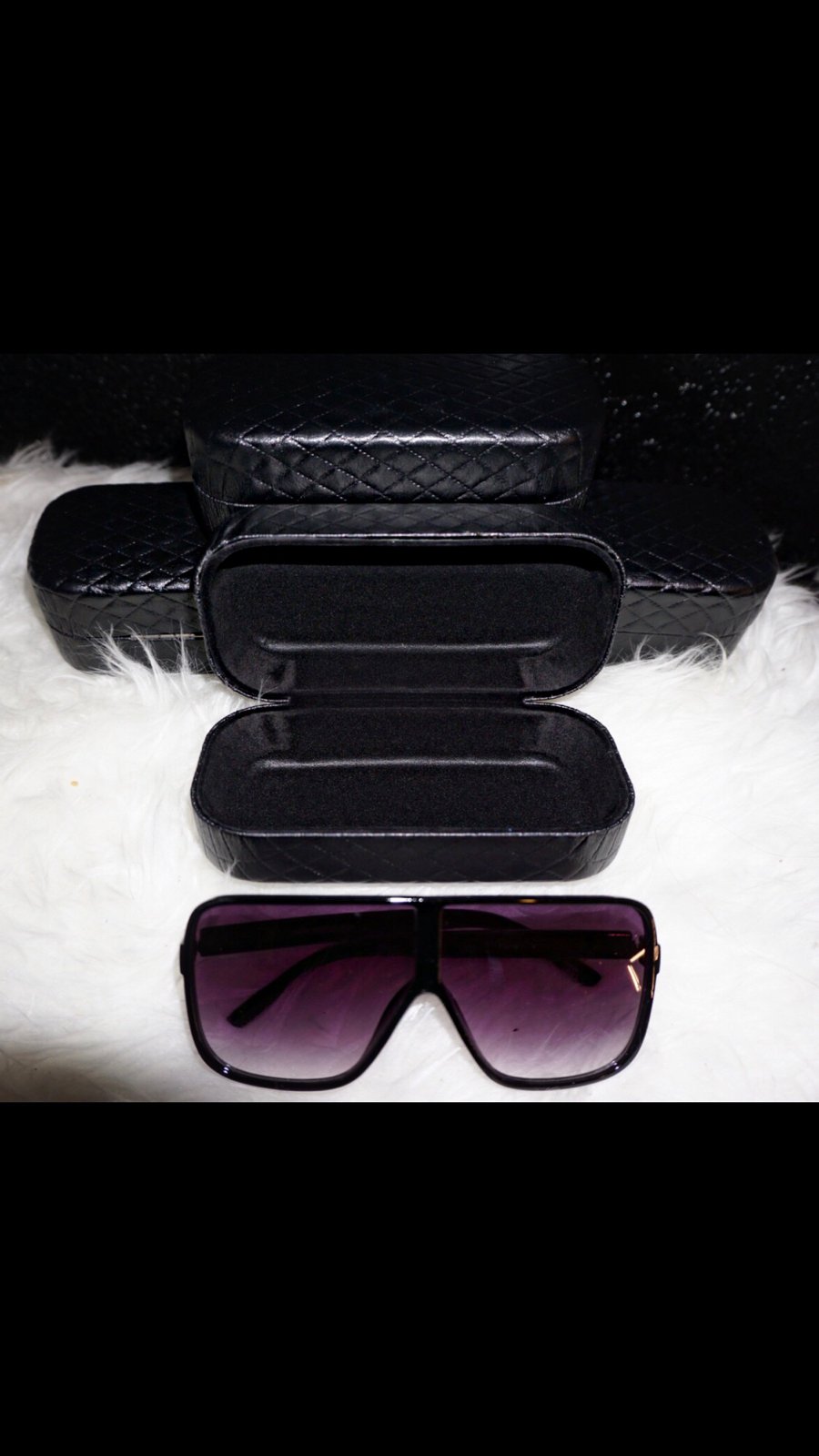 Image of HARD CASE XL Sunglass Protector Clamshell