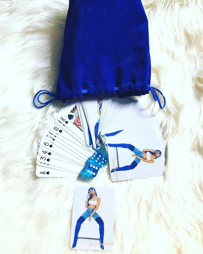 Image of SAPPHIRE "HIGH ROLLER" PLAYING CARD & DICE SET