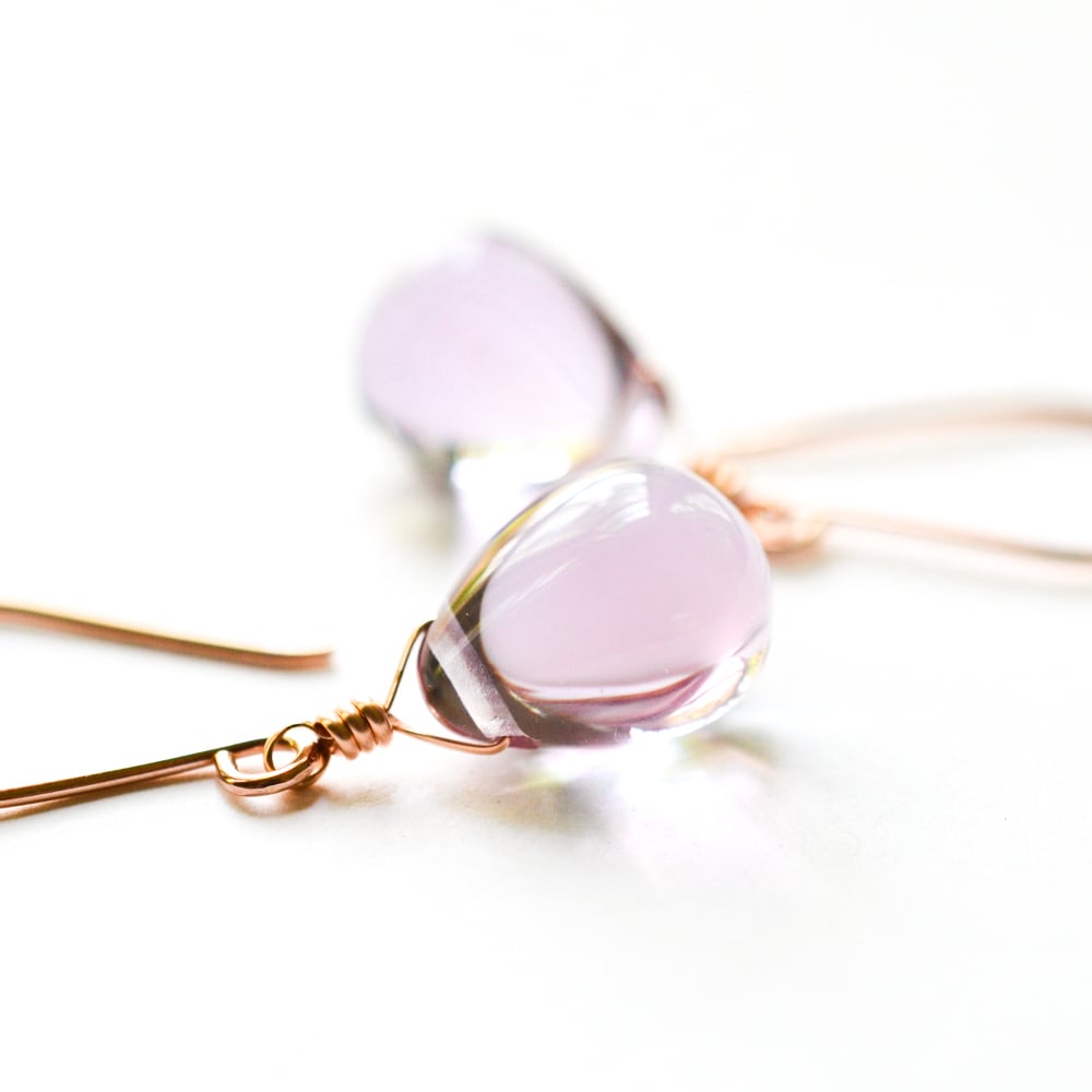 Image of Pale purple glass drop earrings