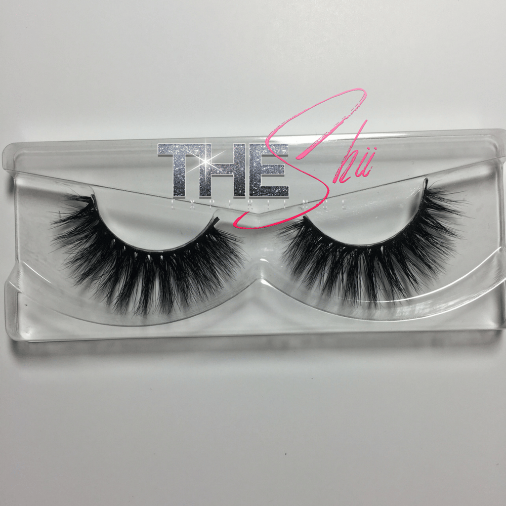 Image of Lynne Mink Lashes
