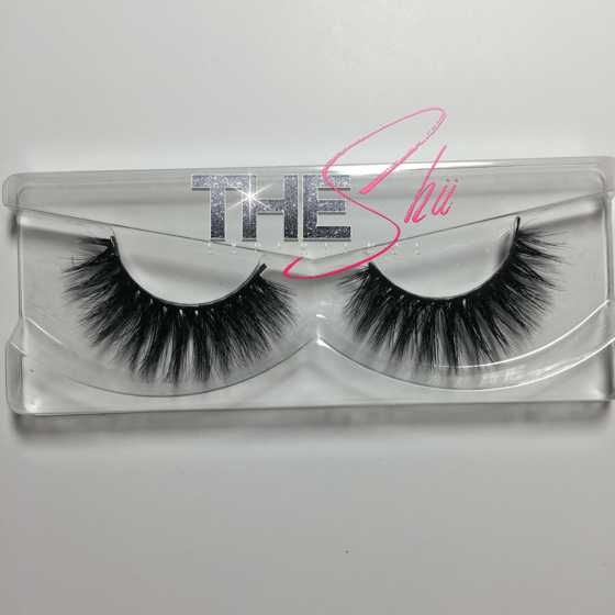 Image of Lynne Mink Lashes