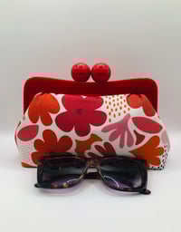 Image 2 of Scarlet Fever Clutch