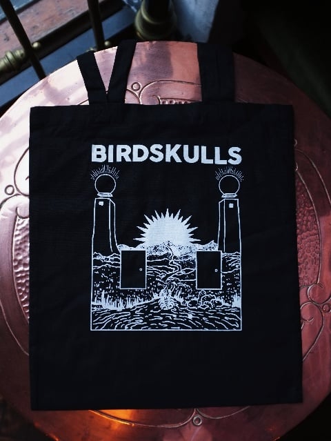 Image of BIRDSKULLS S/T TOTES