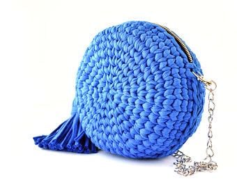 Crochet circular purses with tassels