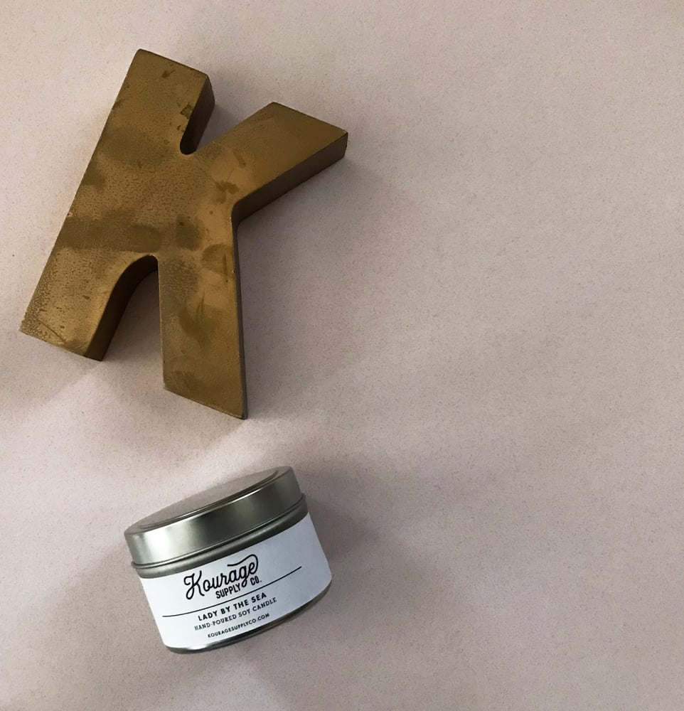 Image of Lady By the Sea 4 oz Travel Candle