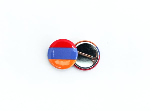 Image of Armenia flag round pin