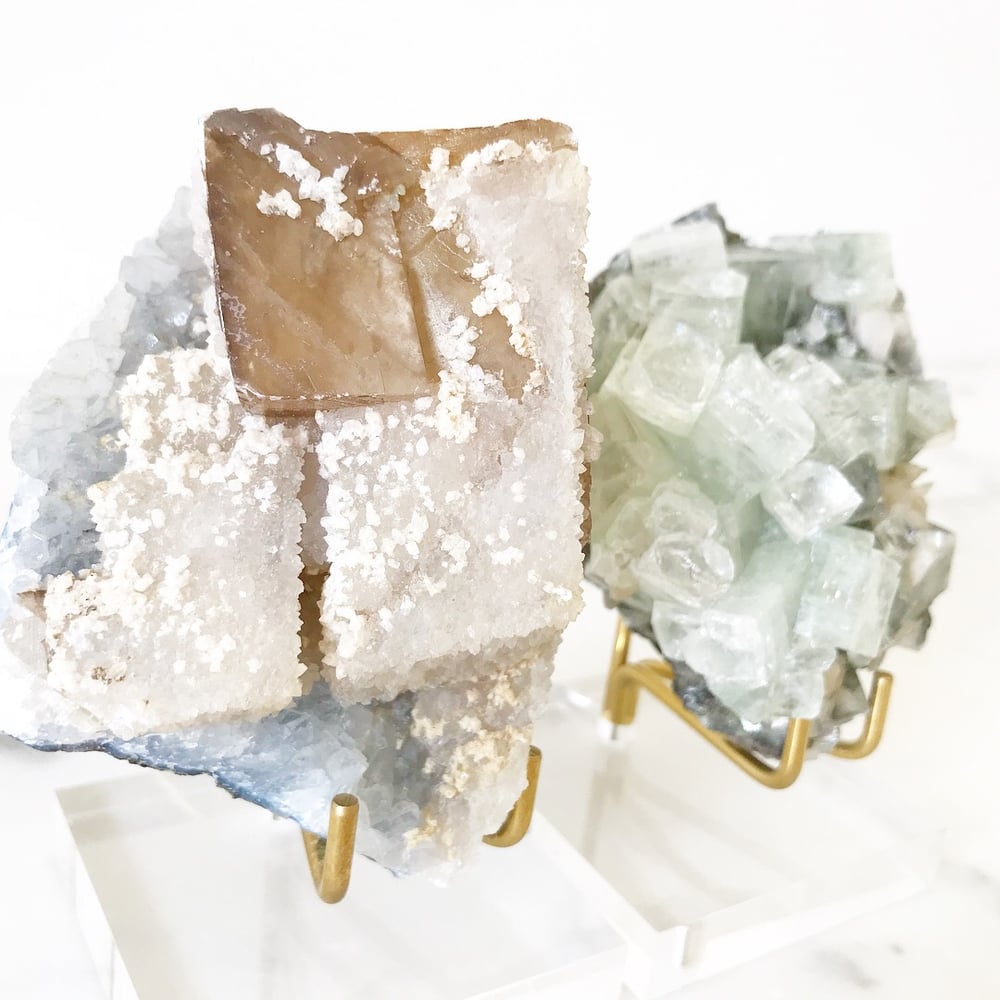 Image of Calcite no.41 + Lucite and Brass Stand Pairing