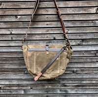 Image 4 of Sling bag / Hunting bag / Satchel in waxed canvas / Musette / messenger bag in waxed canvas UNISEX